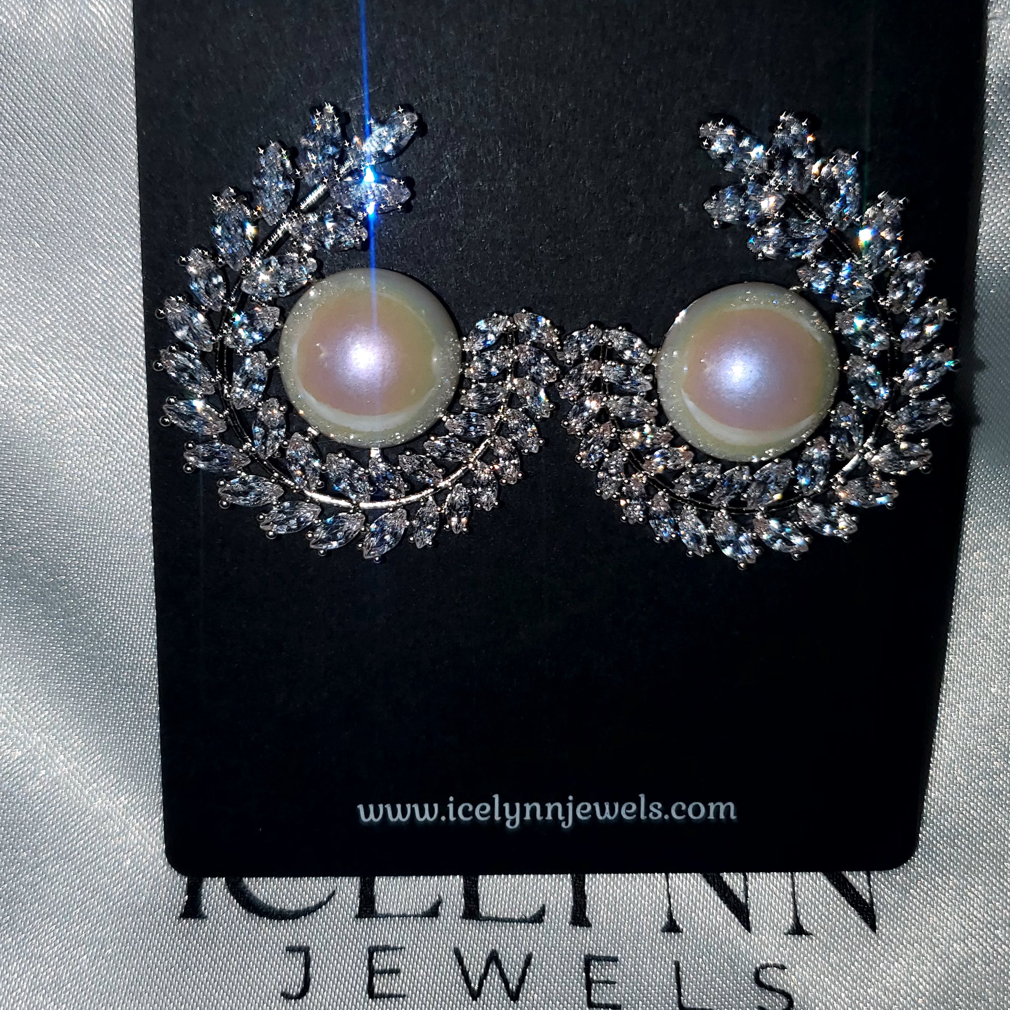 Aurora Pearl Earrings